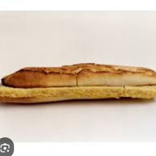 Bocadillo tortilla de atun