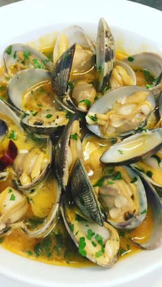 Almejas A La Marinera
