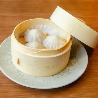 E2. Xiaolongbao (3uds)