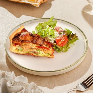 Quiche with Salmon and Broccoli