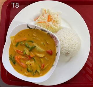 T8 Tajskie curry z mlekiem kokosowym i warzywami