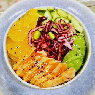 Poke Salmon Braseado Bowl