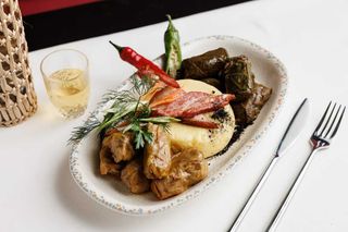 Sarmale cu piept de porc afumat