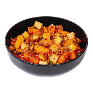 Ryż smażony z krewetkami i tofu