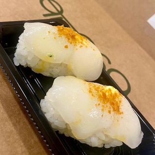 Nigiri de vieira 