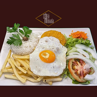 Hambúrguer de Frango com arroz e batata