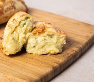 Empanada 4 Quesos (1 Ud.)