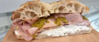 Bologna (Mitad)