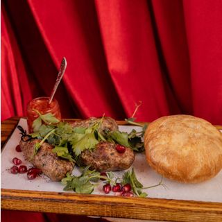 Кебаб з трьома видами  мʼяса 150г