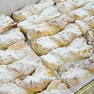 Lazos  hojaldre azúcar 1/2 kg 