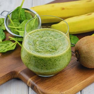 Смузи "Киви-шпинат-банан"