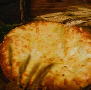 Megreliano khachapuri