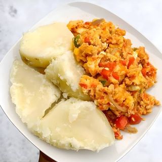 Yam and egg sauce (mini)