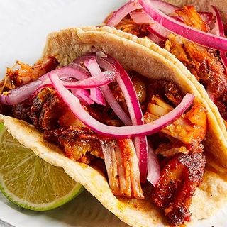 Tacos de cochinita Pibil