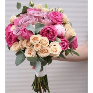 საქორწინო თაიგული სპრეი ვარდებით 