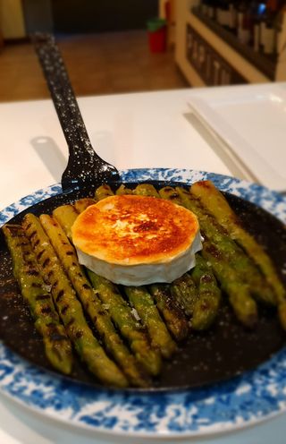 Espárragos Verdes A La Brasa