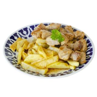 Ración De Raxo Con Pimientos Y Patatas