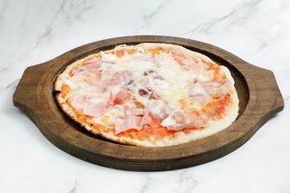 Pizza De Jamón