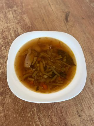 Ciorbă de fasole cu afumătură