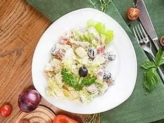 Салат Панцанела з телятиною (350g)