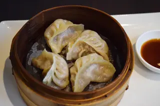 204. Ravioli di carne al vapore