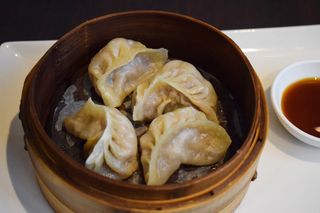 204. Ravioli di carne al vapore