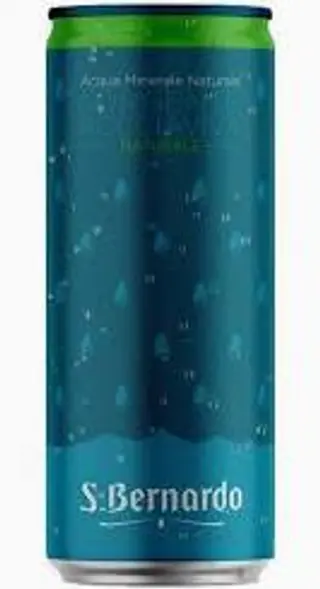 Acqua naturale