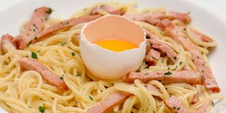 Спагеті аля Карбонара (370г)