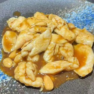 Wok De Pollo Con Almendras