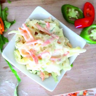 Salată coleslaw