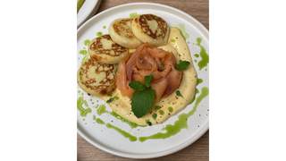 Serniki z Wędzonym Łososiem