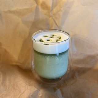 Лате Матча на рослинному молоці