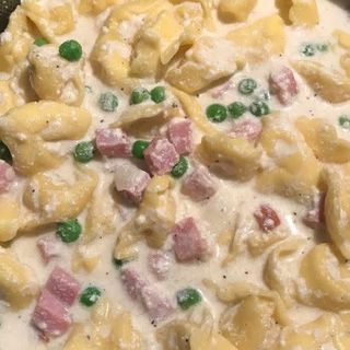 Tortellini carbonara