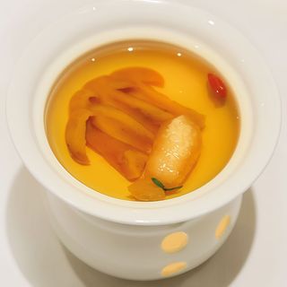 Caldo De Boletus Y Gallina