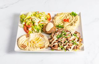 Combinado shawarma con ensalada (sin gluten/halal) - مشكل شاورما