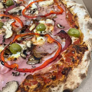 Pizza Completa Pequeña