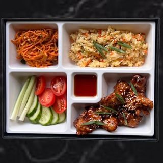 Бенто бокс #12 (400г)