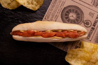 48 Montadito De Salmón Ahumado Con Crema De Camember