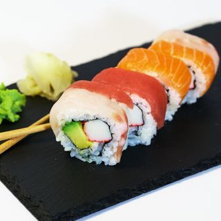 Futo Maki Arcobaleno - 4 pezzi