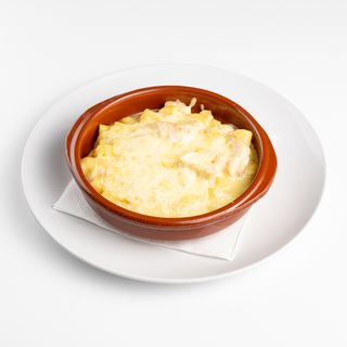 Zapečeni domaći njoki s piletinom i vrhnjem