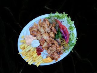 Shaorma la farfurie de pui