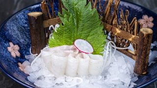 87. Sashimi branzino - 5 pezzi