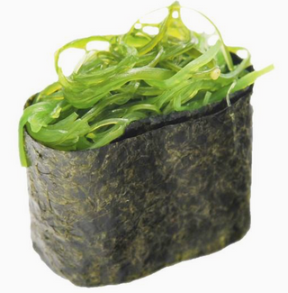 Gunkan chuka wakame