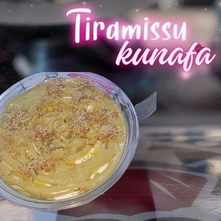 Tiramiso kanafa