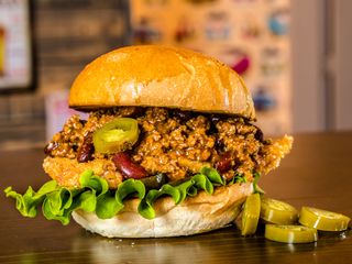 Бургер Chicken con carne (530г)