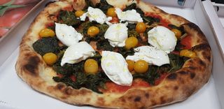 Burrata, friarielli e datterino giallo