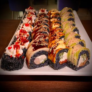 Сет Чорних ролів