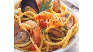 79. Spaghetti con frutti di mare