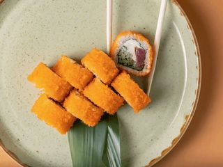 Каліфорнія з тунцем (250g)