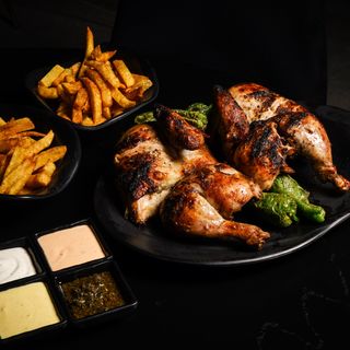 Menú Pollo Peruano entero